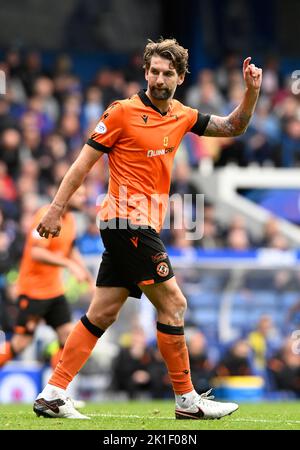 Glasgow, den 17.. September 2022. Charlie Mulgrew von Dundee Utd während des Cinch Premiership-Spiels im Ibrox Stadium, Glasgow. Bildnachweis sollte lauten: Neil Hanna / Sportimage Stockfoto