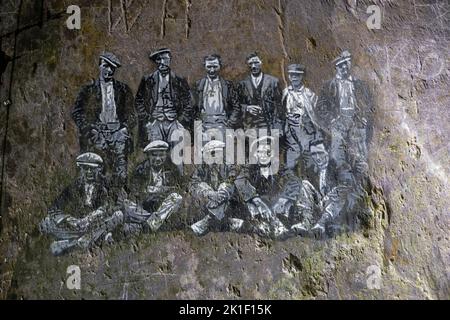 Kunstwerke in verlassenen Tunneln im Dinorwic Slate Quarry, in der Nähe der Dörfer Dinorwig und Llanberis, Snowdonia, Nordwales, Großbritannien. Stockfoto