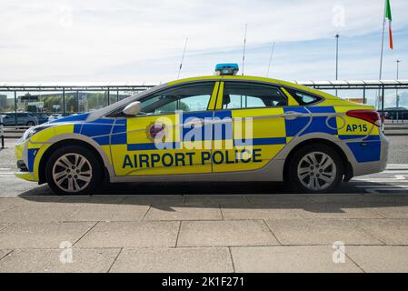 Flughafenpolizei Embleme in Shannon Irland, Emblem Polizei auf Flughafen, Shannon, Irland, 17,09,2022 Stockfoto