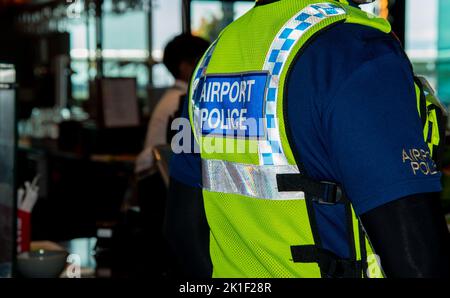 Flughafenpolizei Embleme in Shannon Irland, Emblem Polizei auf Flughafen, Shannon, Irland, 17,09,2022 Stockfoto