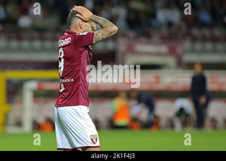 Turin, Italien. 17. September 2022. Antonio Sanabria (FC Turin) enttäuscht während des Spiels des FC Turin gegen US Sassuolo, italienische Fußballserie A in Turin, Italien, September 17 2022 Quelle: Independent Photo Agency/Alamy Live News Stockfoto