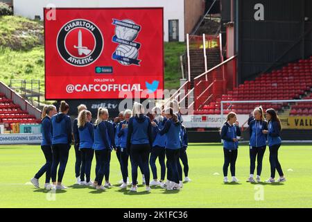 Charlton, Großbritannien. 18. September 2022. Birmingham City Women vor dem Fa Women's Super 2 League Spiel Chalrton Women gegen Birmingham City Women beim Oakwood VCD Athletic, Charlton, Großbritannien, 18.. September 2022 (Foto von Simon Bissett/News Images) Kredit: Nachrichtenbilder LTD/Alamy Live News Stockfoto