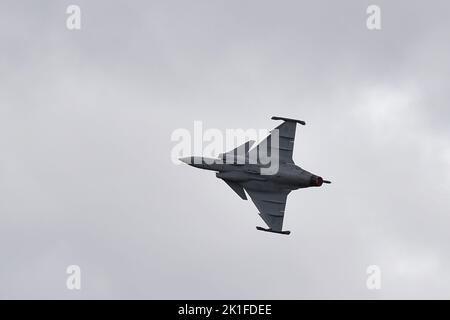 Mosnov, Tschechische Republik. 18. September 2022. Zweiter Tag der zweitägigen NATO-Tage und Tage der tschechischen Luftwaffe, der größten Sicherheitsschau Europas in Mosnov, Tschechische Republik, 18. September 2022. Abbildung: JAS-39 Gripen E (SAAB). Kredit: Jaroslav Ozana/CTK Foto/Alamy Live Nachrichten Stockfoto