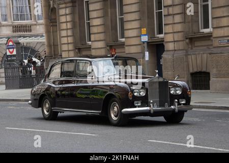 King's Charles II Auto in der City of London während seiner Proklamation als König von Großbritannien Stockfoto