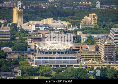 Luftaufnahme, RUB, Ruhr-Universität Bochum, Uni-Center und Skyline von Bochum, Audimax Hörsaal, Querenburg, Bochum, Ruhrgebiet, Nordrhein-Westfalen Stockfoto