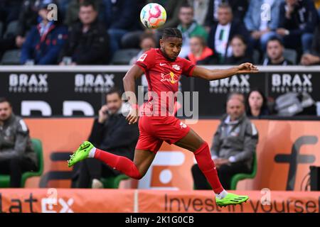 MONCHENGLADBACH - Christopher Nkunku von RB Leipzig beim Bundesliga-Spiel zwischen Borussia Mšnchengladbach und RB Leipzig am 17. September 2022 im Stadion des Borussia-Parks in Monchengladbach. ANP | Dutch Height | Gerrit van Keulen Stockfoto