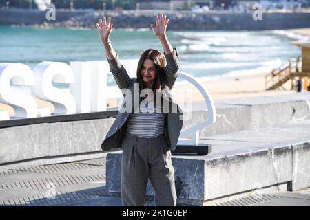 San Sebastian, Spanien. 18.. September 2022. Juliette Binoche nimmt an der Fotoschau ‘Avec Amour et Acharnement’ auf dem Internationalen Filmfestival von San Sebastian 70. Teil. Quelle: Julen Pascual Gonzalez/Alamy Live News Stockfoto