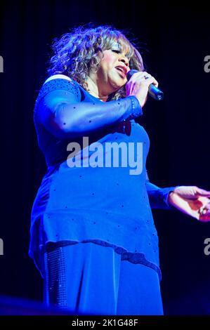 Deniece Williams auf der Giants of Soul Tour im Sheffield City Hall , Sheffield , Großbritannien , 14.09.2022 Stockfoto