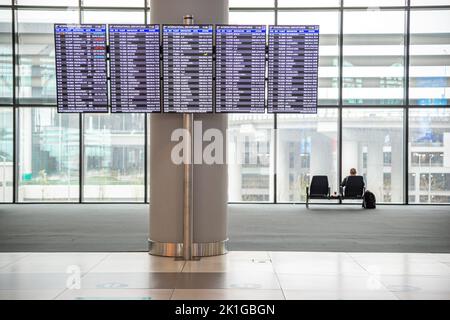 Abflugbereich am Flughafen Instanbul, Türkei Stockfoto