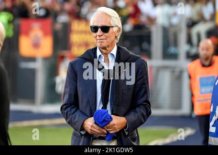 Roma, Italien. 18. September 2022. Giovanni Malago, Präsident des italienischen Olympischen Komitees, während des Fußballspiels der Serie A zwischen AS Roma und Atalanta BC im Olimpico-Stadion in Rom (Italien), 18.. September 2022. Foto Andrea Staccioli/Insidefoto Kredit: Insidefoto di andrea staccioli/Alamy Live News Stockfoto
