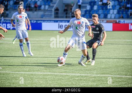 Lausanne, Schweiz. 09. August 2022. Gianluca Gaudino vom FC Lausanne-Sport (55) ist während des Schweizer Fußballcups 2022-2023 im Einsatz. Der Schweizer Fußball-Cup 2022-20223 fand im Stadion Tuiliere in Lausanne zwischen dem FC Lausanne-Sport und dem FC Zürich statt. (Foto: Eric Dubost/Sipa USA) Quelle: SIPA USA/Alamy Live News Stockfoto