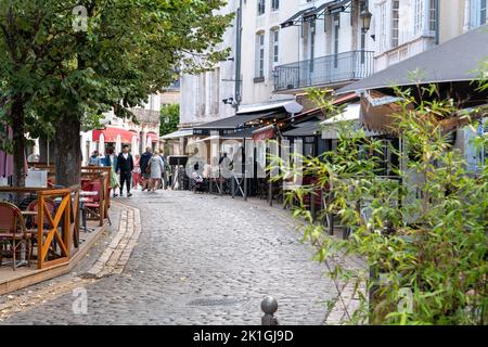 Straßenansicht des Place Carnot in Beaune Burgund, Frankreich. Stockfoto