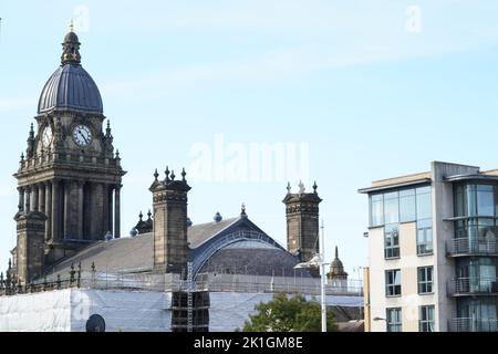 Blick auf das Rathaus von Leeds von hinten Stockfoto