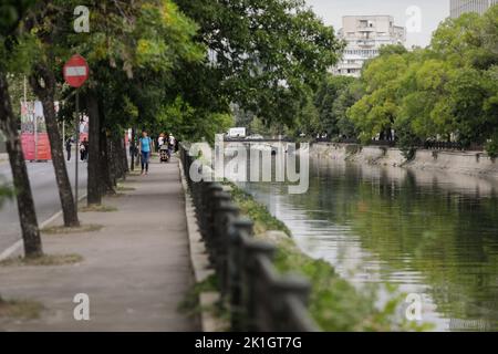 Bukarest, Rumänien - 17. September 2022: Dambovita im Zentrum von Bukarest. Stockfoto