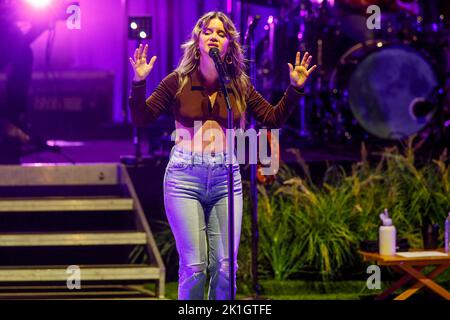 Maren Morris tritt am Samstag, 17. September 2022, im Greek Theatre in Berkeley, Kalifornien, auf. Foto: Christopher Victorio/imageSPACE/Sipa USA Stockfoto