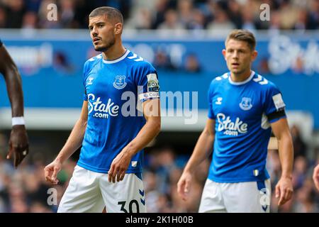 Conor Coady für Everton während des Premier League-Spiels zwischen Everton und West Ham United im Goodison Park, Liverpool, England am 18. September 2022. Foto von Ben Wright. Nur zur redaktionellen Verwendung, Lizenz für kommerzielle Nutzung erforderlich. Keine Verwendung bei Wetten, Spielen oder Veröffentlichungen einzelner Clubs/Vereine/Spieler. Stockfoto