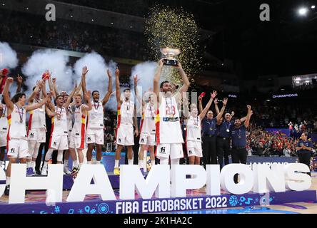 Spanien ist Europameister 2022 Spanien vs Frankreich FIBA EuroBasket 2022 Goldmedaillen-Spiel Endspiel 18.09.2022 Mercedes Benz Arena Berlin © diebilderwelt / Alamy Stock Stockfoto