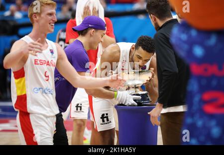 Spanien ist Europameister 2022 Sebastian Saiz 11 von Spanien Spanien gegen Frankreich FIBA EuroBasket 2022 Goldmedaille Match Finalspiel 18.09.2022 Mercedes Benz Arena Berlin © diebilderwelt / Alamy Stock Stockfoto