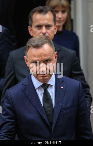 London, Großbritannien. 18. September 2022. Andrzej Duda, Präsident der Republik Polen, trifft sich in der Downing Street 10 mit Liz Truss, Premierminister des Vereinigten Königreichs. Kredit: Imageplotter/Alamy Live Nachrichten Stockfoto