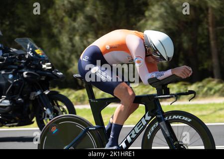 Ellen van Dijk aus den Niederlanden gewann das Elite-Zeitfahren der Frauen bei den UCI-Straßenrad-Weltmeisterschaften 2022. Stockfoto