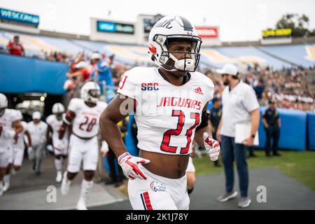 South Alabama Jaguars, die zurücklaufen Bryan Hill (23) nimmt das Feld während eines NCAA-Fußballspiels gegen die UCLA Bruins ein, Samstag, 17. September 2022, Stockfoto