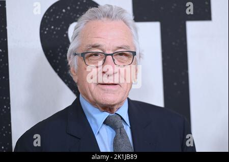 New York, USA. 18. September 2022. Robert De Niro nimmt an der New Yorker Premiere von „Amsterdam“ in der Alice Tully Hall in New York, NY, am 18. September 2022 Teil. (Foto von Anthony Behar/Sipa USA) Quelle: SIPA USA/Alamy Live News Stockfoto