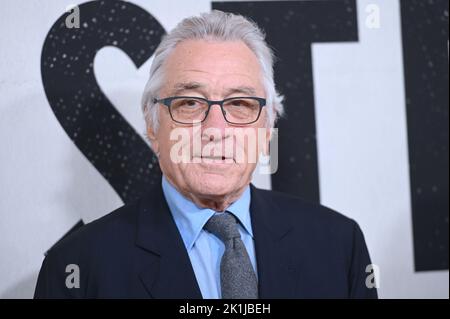 New York, USA. 18. September 2022. Robert De Niro nimmt an der New Yorker Premiere von „Amsterdam“ in der Alice Tully Hall in New York, NY, am 18. September 2022 Teil. (Foto von Anthony Behar/Sipa USA) Quelle: SIPA USA/Alamy Live News Stockfoto