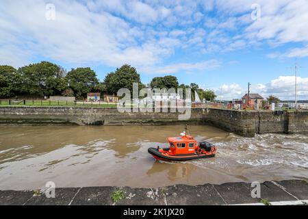 Hafenlotsenboot, Lydney Harbour, Lydney, Gloucestershire, GL15 4er Stockfoto