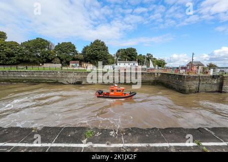 Hafenlotsenboot, Lydney Harbour, Lydney, Gloucestershire, GL15 4er Stockfoto