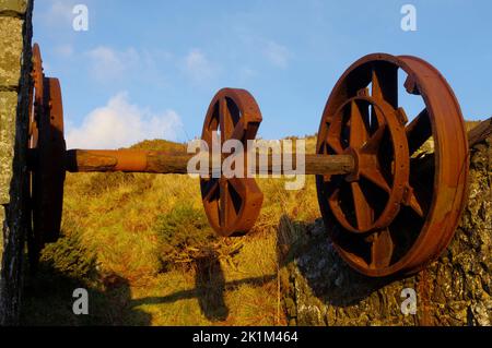 Zerstörte Verlassene Gebäude Der Manganmine, Porth Ysgo, Lleyn Peninsula, Nordwales, Stockfoto