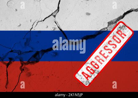 Flagge Russland mit der Aufschrift Aggressor, Aggressor Land, Aggressor Russland, Krieg in der Ukraine stoppen, Flagge Russland mit Aggressor Stempel, 3D Arbeit und 3D Stockfoto