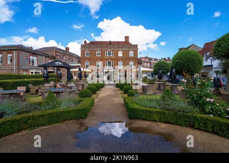 The Crown Hotel Bar & Restaurant, Blandford Forum, Dorset, England, Großbritannien Stockfoto