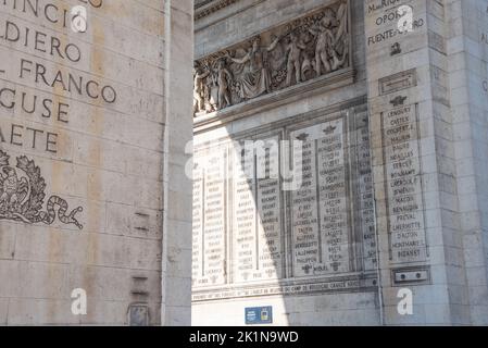 Paris, frankreich. August 2022. Der Arc de Triomph auf dem Place d'Etoile in Paris. Hochwertige Fotos Stockfoto