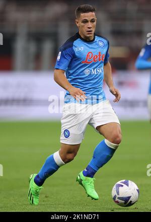 Mailand, Italien. 18. September 2022. Giacomo Raspadori von SSC Napoli während der Serie A Spiel bei Giuseppe Meazza, Mailand. Bildnachweis sollte lauten: Jonathan Moscrop/Sportimage Kredit: Sportimage/Alamy Live News Stockfoto