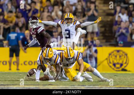 LSU Tigers Safety Greg Brooks Jr. (3) feiert einen Verteidigungsstopp gegen die Mississippi