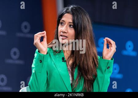 New York, Usa. 19. September 2022. Reshmin Chowdhury im Gespräch mit seiner Exzellenz Hassan Al THawadi auf dem Concordia Summit am Sheraton Times Square (Foto: Lev Radin/Pacific Press) Quelle: Pacific Press Media Production Corp./Alamy Live News Stockfoto