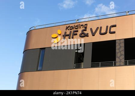 Kolding, Dänemark - 28. Februar 2016: Kolding HF und VUC ist eine Schule, die ein Erwachsenenbildungsumfeld bietet Stockfoto