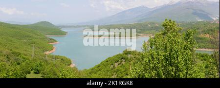 Blick auf den See Debar in Nord-Mazedonien Stockfoto