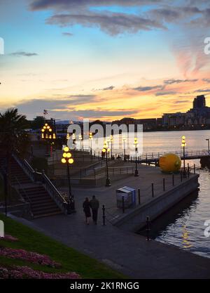 Victoria, British Columbia, Kanada Victoria. Hafen bei Nacht, Vancouver Island, BC, Kanada. Innenhafen bei Sonnenuntergang Stockfoto