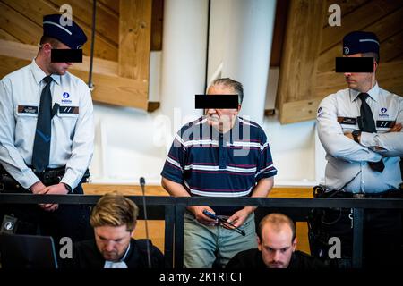 Selahaddin Tankisi, aufgenommen während der Sitzung der Jury zur Verfassung beim Assizes-Prozess gegen Selahaddin Tankisi vor dem Assizes Court der Provinz Antwerpen am Dienstag, den 20. September 2022. Tankisi wird des Mordes an Schneider Mehmet Ozkaraman beschuldigt, der am 6. November 2019 blutend vor seiner Schneiderei in der Brederodestraat in Antwerpen aufgefunden wurde. BELGA FOTO JASPER JACOBS Stockfoto