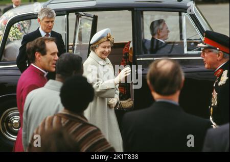 Queen Elizabeth eröffnet Wakefield Hospice West Yorkshire, Großbritannien 1992 Stockfoto