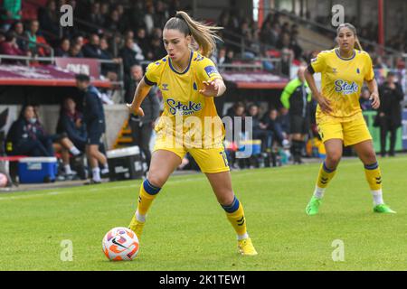 Dagenham, Großbritannien. 18. September 2022. Dagenham, England, 18. 2022. September: Giovana Queiroz Costa (19 Everton) in Aktion während des Barclays FA Super Leage-Spiels für Frauen zwischen West Ham United und Everton an der Victoria Road in Dagenham, England. (Dylan Clinton/SPP) Quelle: SPP Sport Press Photo. /Alamy Live News Stockfoto