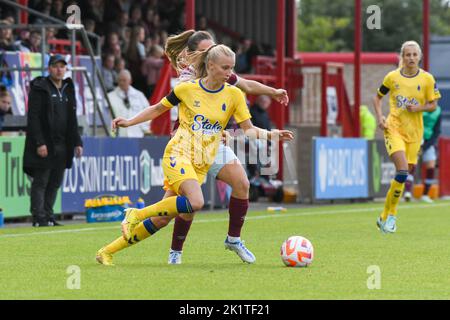 Dagenham, Großbritannien. 18. September 2022. Dagenham, England, 18. 2022. September: Aggie Beever-Jones (15 Everton) in Aktion während des Barclays FA Super Leage-Spiels für Frauen zwischen West Ham United und Everton an der Victoria Road in Dagenham, England. (Dylan Clinton/SPP) Quelle: SPP Sport Press Photo. /Alamy Live News Stockfoto