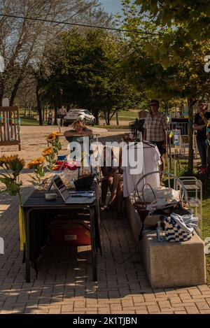 Galizischer traditioneller Tanz beim kulturellen Treffen zwischen der Ukraine und Galizien. Stockfoto