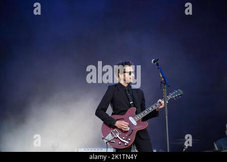 Die amerikanische Rockband aus Manhattan, NY, interpol tritt live beim Tempelhof Sounds Festival in Berlin auf. Stockfoto
