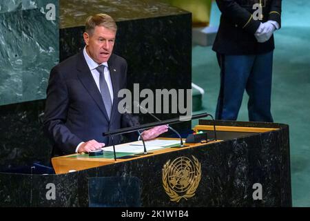 New York, USA. 20. September 2022. Der rumänische Präsident Klaus Werner Iohannis spricht zur Generaldebatte der Generalversammlung der Vereinten Nationen 77.. Kredit: Enrique Shore/Alamy Live Nachrichten Stockfoto