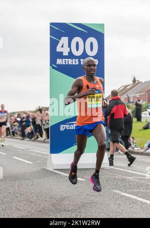 Jacob Kiplimo, ugandische Langstreckenläuferin, die den Great North Run Halbmarathon 2022 gewonnen hat. Stockfoto