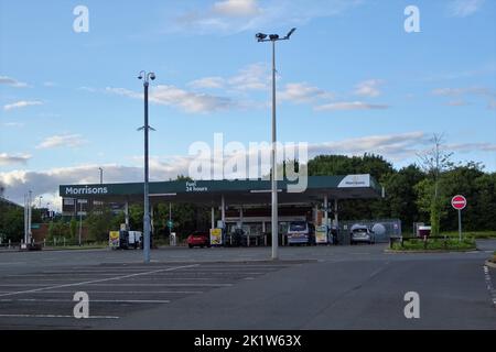 Eine Morrisons Supermarkt-Tankstelle in Großbritannien Stockfoto