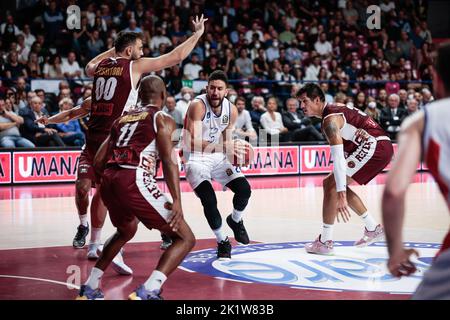 Venedig, Italien. 20. September 2022. Vasilije Micic (Anadolu Efes) während Umana Reyer Venezia gegen Anadolu Efes, Basketball-Testspiel in Venedig, Italien, September 20 2022 Quelle: Independent Photo Agency/Alamy Live News Stockfoto