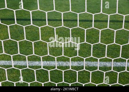 Nahaufnahme Tornetz, Details des Fußballstadions. Blick hinter das Netz Stockfoto